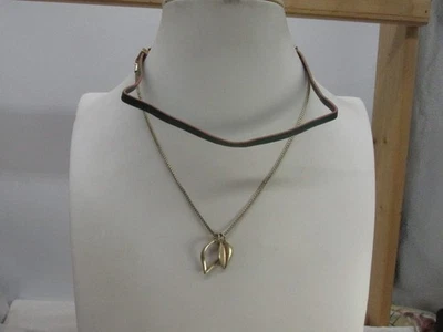 Kenneth Cole Gold Toned Green Leather & Leaf Pendant Necklace 16" Long #77H - Image 1 of 4