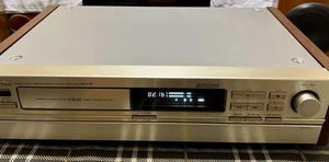 DENON DRS-810G Stereo Cassette Tape Deck Precision Audio Component 3-head Used - Picture 1 of 20