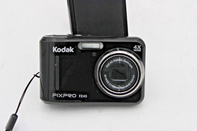 KODAK PIXPRO FZ43 4X Optical Friendly Zoom Digital Camera - Image 1 of 3