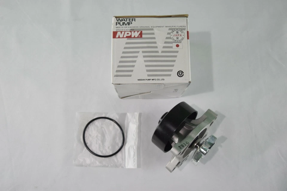 Bomba de agua NPW compatible con: TOYOTA COROLLA MATRIX MR2 Spyder Celica (hecha en Japón)  Foto 1 de 1