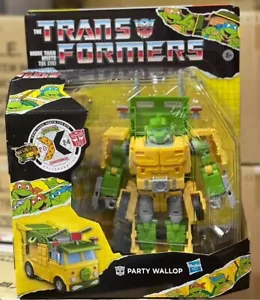 HASBRO TEENAGE MUTANT NINJA TURTLES X TRANSFORMERS 2024 DELUXE PARTY WALLOP - Picture 1 of 21