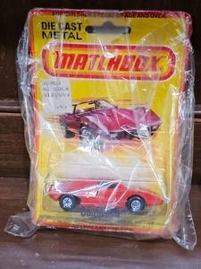Matchbox Superfast #27 Lamborghini Countach, Green Windows - Picture 1 of 2