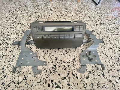 Lexus GX470 Climate Control OEM Non-Navigation - Image 1 of 4