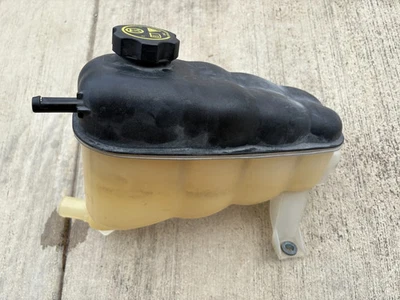 Original, 2007-2014 Chevrolet Tahoe Coolant Reservoir Expansion Tank Bottle - Image 1 of 4
