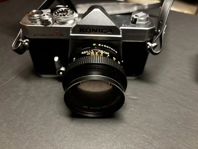 Konica Autoreflex T3 Japón  Foto 1 de 4