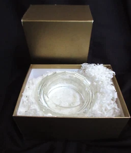 Oleg Cassini Small Round Crystal Heavy Base Edge Detail w/Box Signed VGUC - Picture 1 of 6