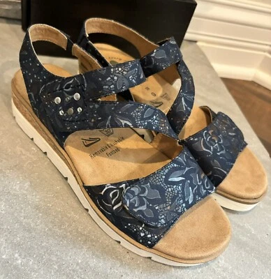 Spring Step Sz 8.5/39 Women Haydennie Slingback Navy Blue Floral Strappy Sandal - Image 1 of 4