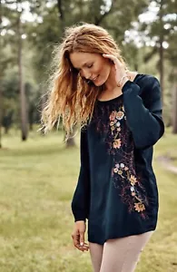 J.Jill ~ M ~ NEW Very Pretty Embroidered Rayon Top ~ NWT (1C3) - Picture 1 of 4