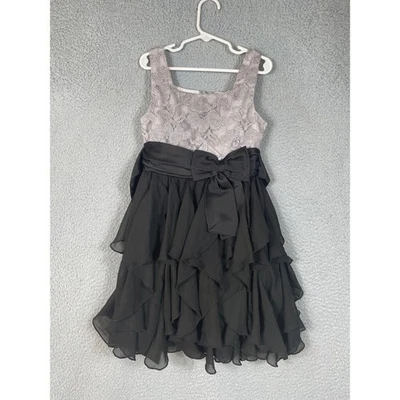 Vestido de Natal feminino edição rara cinza e preto - Imagem 1 de 4