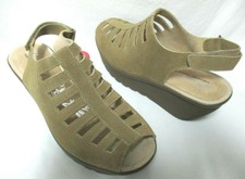 skechers high heel flip flops