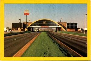Postcard 1980 World's Largest McDonalds Will Rogers Turnpike Vinita Oklahoma - Picture 1 of 2