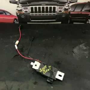 CHRYSLER 300C TOURING AMPLIFICATORE ANTENNA 05081032AG - Foto 1 di 3