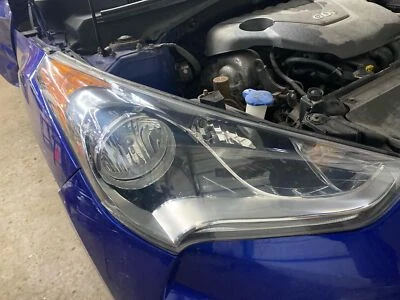Conjunto de faros derechos usados se adapta a: Hyundai Veloster 2012 base halógena gris derecha Foto 1 de 4
