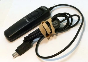 Nikon MC-DC2 Wired Remote Shutter Release Cord Cable D90 and D5000 SLR Camera - Picture 1 of 2