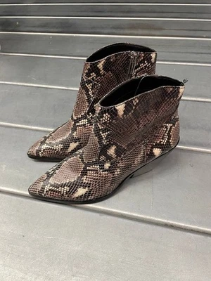 Vine Camuto Jemeila Ankle Bootie Womens 8M Snake Print Leather Fashion Boots - Image 1 of 4