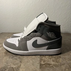 Nike Jordan 1 Mid SE White Medium Grey Cool Grey HF3216-100 Men's Size 11 - Picture 1 of 9