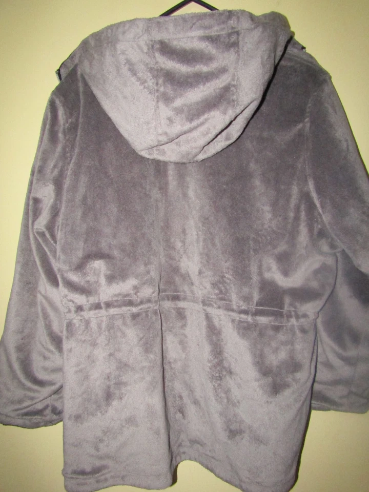 WHITE STAG Size 2X 18W-20W GRAY Faux Fur Reversible BLACK Zip Up Hooded JACKET - Image 1 of 4