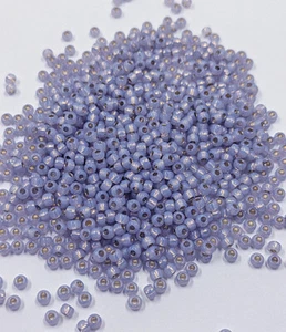 Perline semi vetro vintage TOHO Giappone traslucido S/L opale lavanda 8/0 10 g - Foto 1 di 3