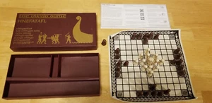 Hnefatafl The Viking Game - Linen Board, Resin Pieces, Instructions, Complete - Picture 1 of 4