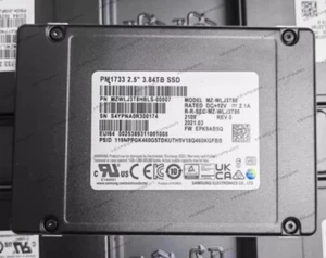 Samsung PM1733 3.84TB SSD U.2 2.5" NVME PCIE 4.0X4 MZ-WLJ3T80 MZWLJ3T8HBLS-00007 - Afbeelding 1 van 4