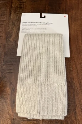 Nuevo con etiquetas Lululemon Talla Única Tejido Acanalado Mezcla Lana Merino Calentador de Piernas HDBO Marfil Foto 1 de 4