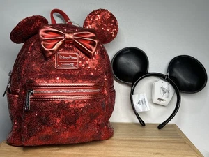 Zaino Disney Loungefly con paillettes rosse e orecchie di topo nere ENTRAMBI DIFETTOSI - Foto 1 di 13