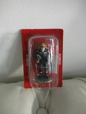 Figurine BOM050 POMPIER CONTRE LES INCENDIES DE FORET TENUE DE FEU FRANCE 2003  - Photo 1/2
