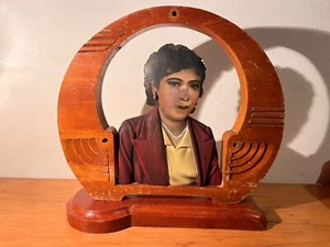 Antigua FOTOESCULTURA MEXICANA TALLADA EN MADERA ARTE POPULAR PINTADO A MANO AÑOS 30 #3 - Imagen 1 de 11