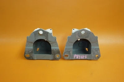 SOPORTE REFUERZO TRASERO TOYOTA PRIUS 2010 2011 2012 2013 2014 2015 BLANCO OEM Foto 1 de 4