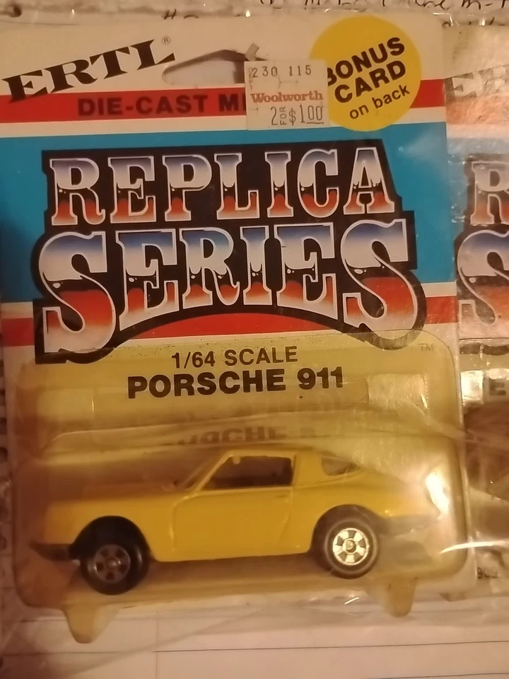 РЕДКАЯ-ERTL 1/64 масштаб PPORSCHE 911 литой (#1890) и Ferrari Dino 246GT.  - Изображение 1 из 4