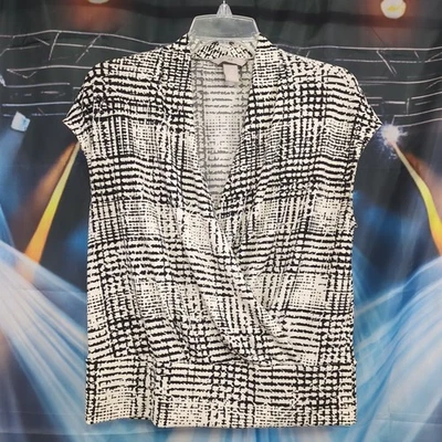 Top envolvente H&M para mujer talla M negro marfil abstracto sin mangas cuello en V elástico ¡EXCELENTE ESTADO USADO! Foto 1 de 4