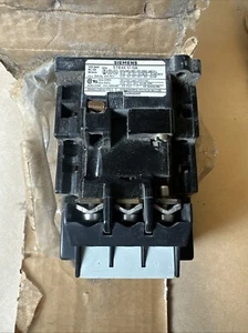 Siemens 3TB4417-0A Motor Starter NEMA Size 2 New - Picture 1 of 5