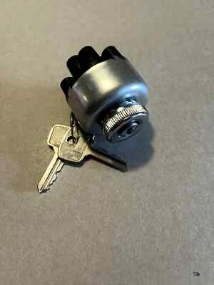 Aermacchi Harley Davidson blocchetto avviamento M50-65 71505-70P fondo magazzino — 第 1/4 张图片