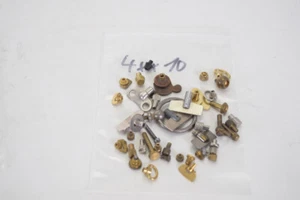 Lotto Vecchie Sveglie Regolazione e Viti di Carica da Sconto Orologiaio 4xx10 - Foto 1 di 1
