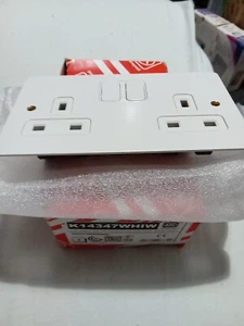 MK EDGE WHITE DOUBLE SOCKET FLATPLATE K14347WHIW - Picture 1 of 2
