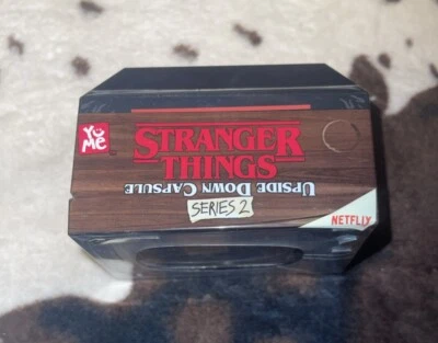 Nuevo y precintado - Cápsula invertida Stranger Things - Serie 2 Foto 1 de 4