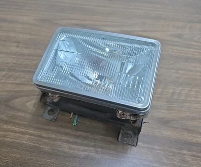 1994-1997 Blazer Sonoma S10 LH Driver Side NAPA Headlight Lamp - Image 1 of 4