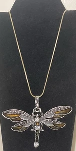 Dragonfly Silver Tone Clear Rhinestone Pendant Necklace Gold Tone Chain GAR4-14 - Picture 1 of 8
