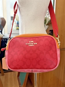 Bolso para cámara Coach Jamie en lona bloqueada IM/Miami rojo multi - Imagen 1 de 19