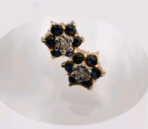 Orecchini vintage 9 ct zaffiro e piccoli diamanti marcati con scatola - Foto 1 di 5