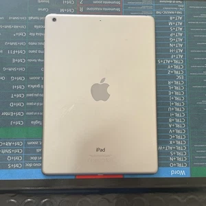 Apple iPad Air 1a Generazione, 9.7" 32GB Wi-Fi Tablet - Argento - Foto 1 di 7