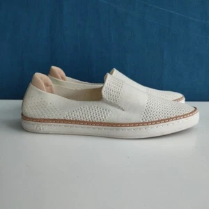 UGG Sammy slip on Hyperweave. UK Size 7.5. Ivory - Picture 1 of 13