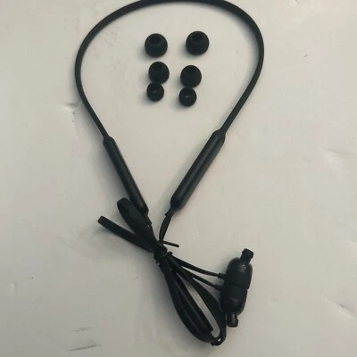 Auriculares intrauditivos inalámbricos BeatsX con banda para el cuello - negros reacondicionados Foto 1 de 3