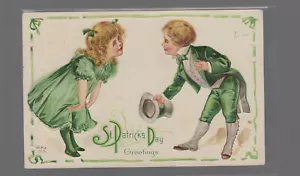 POSTCARD St Patrick’s Day embossed children BERLIN ON 1914 - Picture 1 of 2
