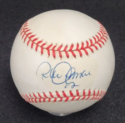 ROBERTO ALOMAR Signed Official MLB Baseball-HALL OF FAME-BLUE JAYS-ORIOLES-JSA - Image 1 of 4