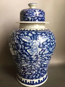 Hermoso jarrón chino pintura a mano azul y blanco porcelana flores plantas - Imagen 1 de 10
