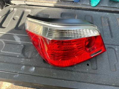 Luz trasera BMW 545i 2005 usada OEM. May Fit 04-07 525i 530i 545i E60 Foto 1 de 4
