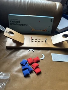 Bin Zebra Mini Tischplatte Maisloch werfen Spiel Set mit 6 Sitzsäcken - Bild 1 von 6