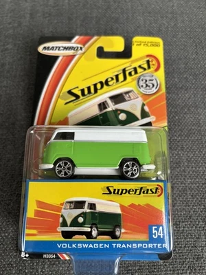 Зеленый спичечный коробок Superfast 35th Anniversary Volkswagen Transporter #54  - Изображение 1 из 4