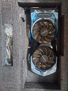 Gigabyte ATI Radeon HD 6850 (GV-R685D5-1GD) 1 GB GDDR5 SDRAM PCI Express x16. - Bild 1 von 9